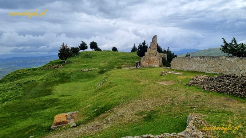 Albania,widok ze wzg&oacute;rza zamku Kanin&euml; (Kanina). Po lewej stronie widać Adriatyk. 20240504_110936-ink