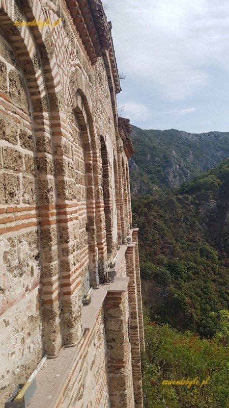 Twierdza Asena, fragment muru cerkwi Świętej Bogurodzicy