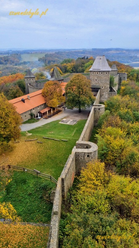 Czechy, zamek Helf&scaron;t&yacute;n. 20241026_103044-ink