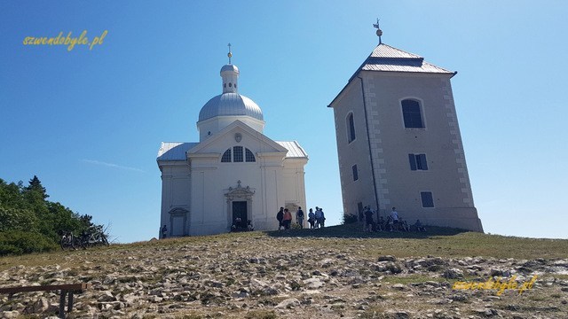 Mikulov, Svatý Kopeček - kaplica św. Sebastiana i dzwonnica.