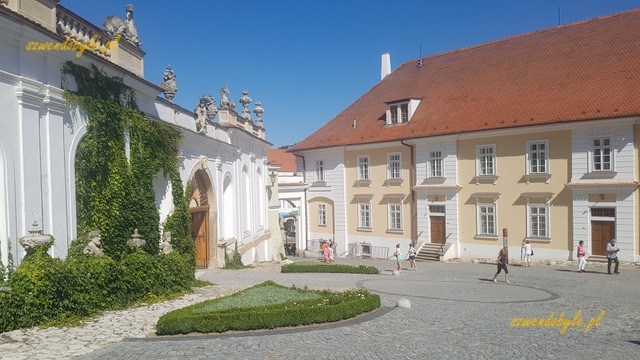 Mikulov, zabudowania na terenie zamku.