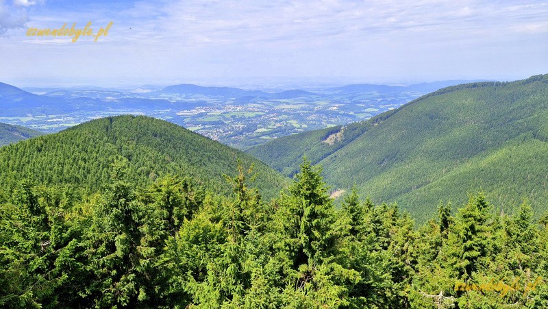 Czechy, Beskid Morawsko-Śląski,Stezka Vala&scaron;ka. Widok na g&oacute;ry. 20250809_133126-ink