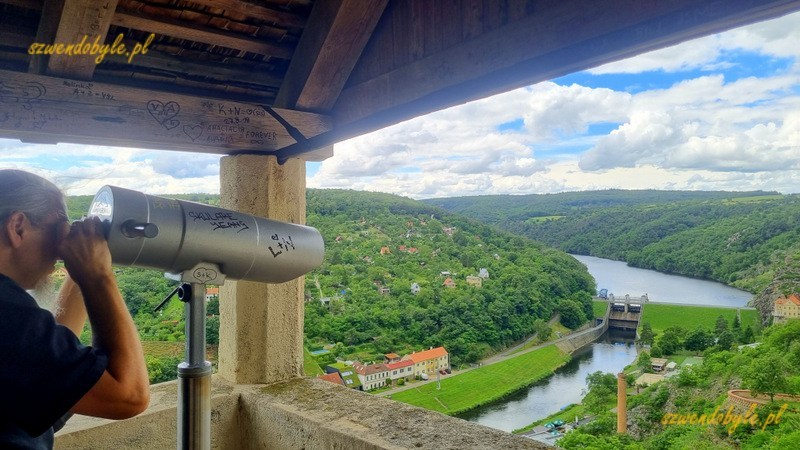 Znojmo, widok z balkonu przy kaplicy św. Wacława na panoramę z rzeką Dyja w roli glównej. 20240601_125614-ink