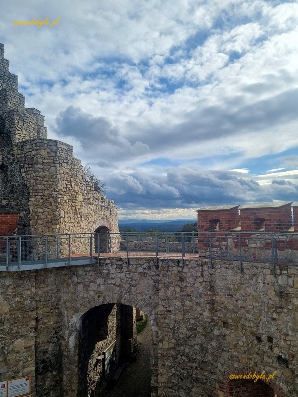 Zamek Tenczyn.