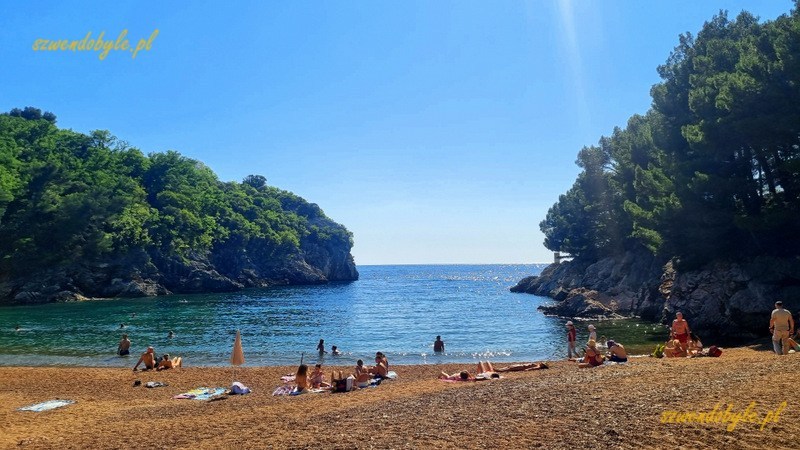 Czarogóra, Kraljicina plaža (Queen’s Bay). 20250502_152556-ink