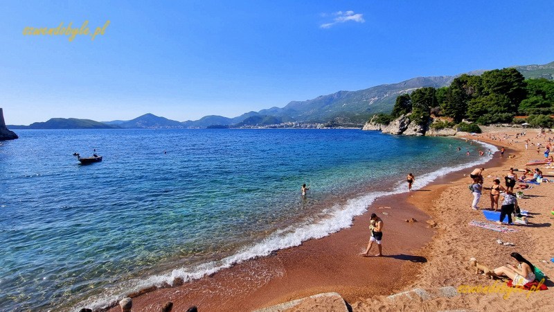 Czarnogóra, Sveti Stefan. Plaża. 20250502_155658-ink