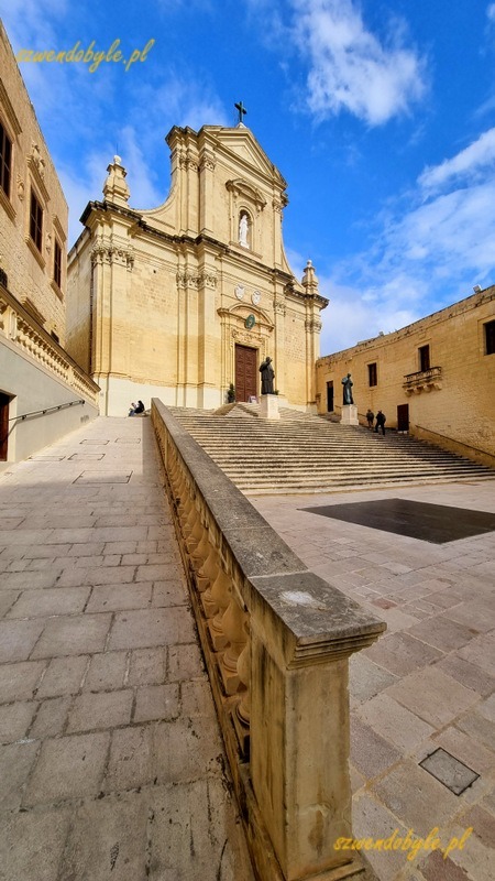 Gozo, Rabat (Victoria) - katedra w cytadeli. 20250306_160652-ink