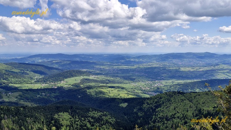 Mogielica, Beskid Wyspowy - widok z wieży. 20250525_105408-ink