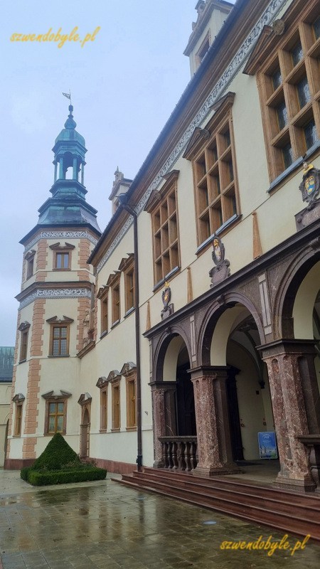 Pałac Biskupów Krakowskich w Kielcach, obecnie Muzeum Narodowe.