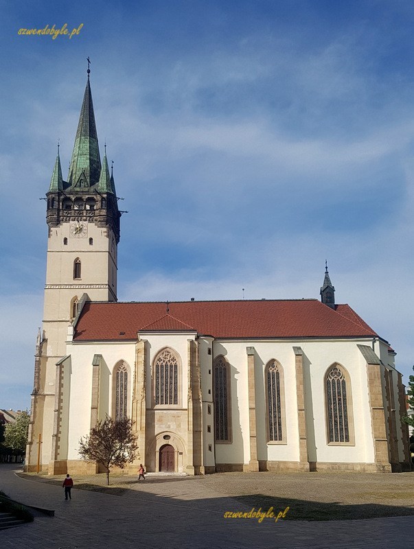 Preszów, ulica Hlavna, kościół św. Mikołaja.